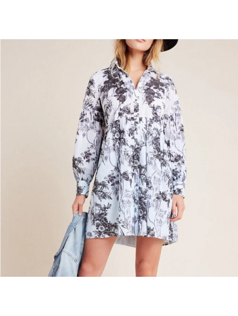 Anthropology Size 6 White With Gray Floral Embroidery Long Lantern Sleeve Dress